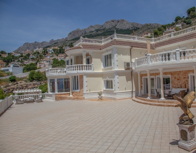 Luxurious villa