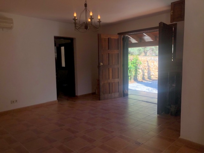 Fantastic Spacious country house in Tarbena