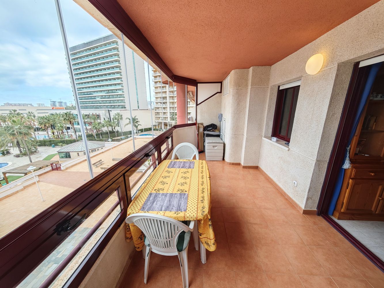 NICE APARTMENT WITH GARAGE NEAR LA FOSA BEACH IN CALPE