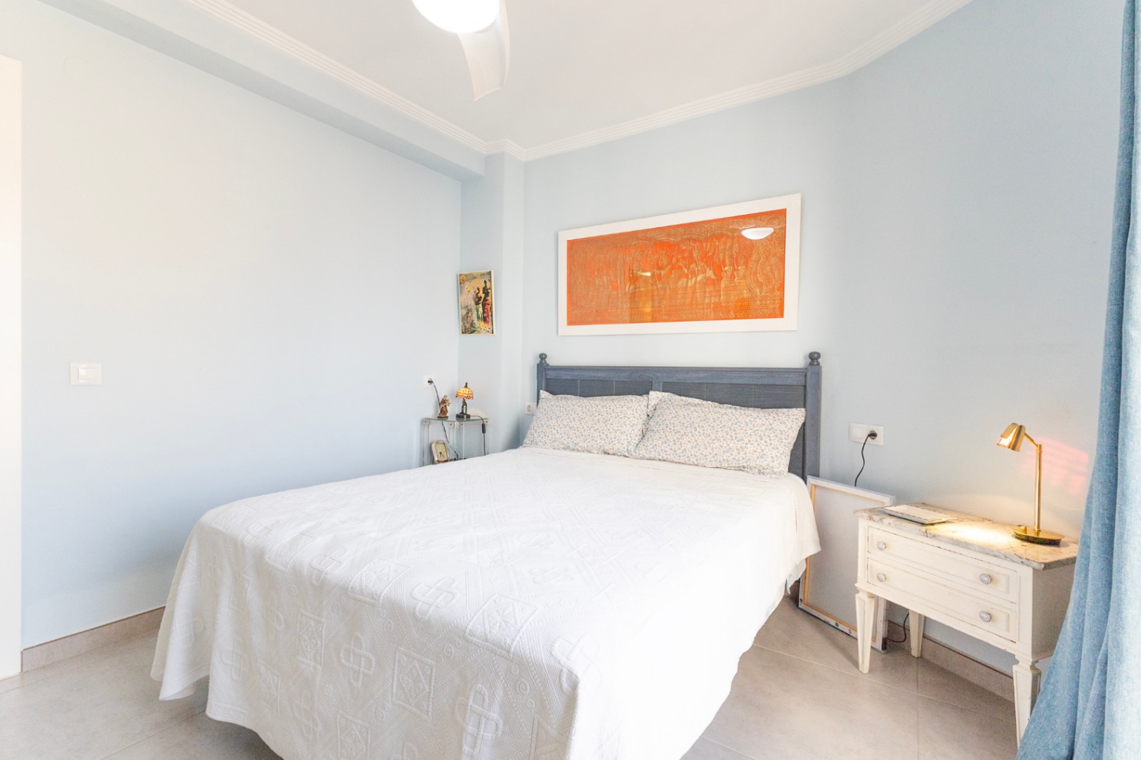 Fantastic and sunny 2-bedroom apartment with sea views in Calpe.