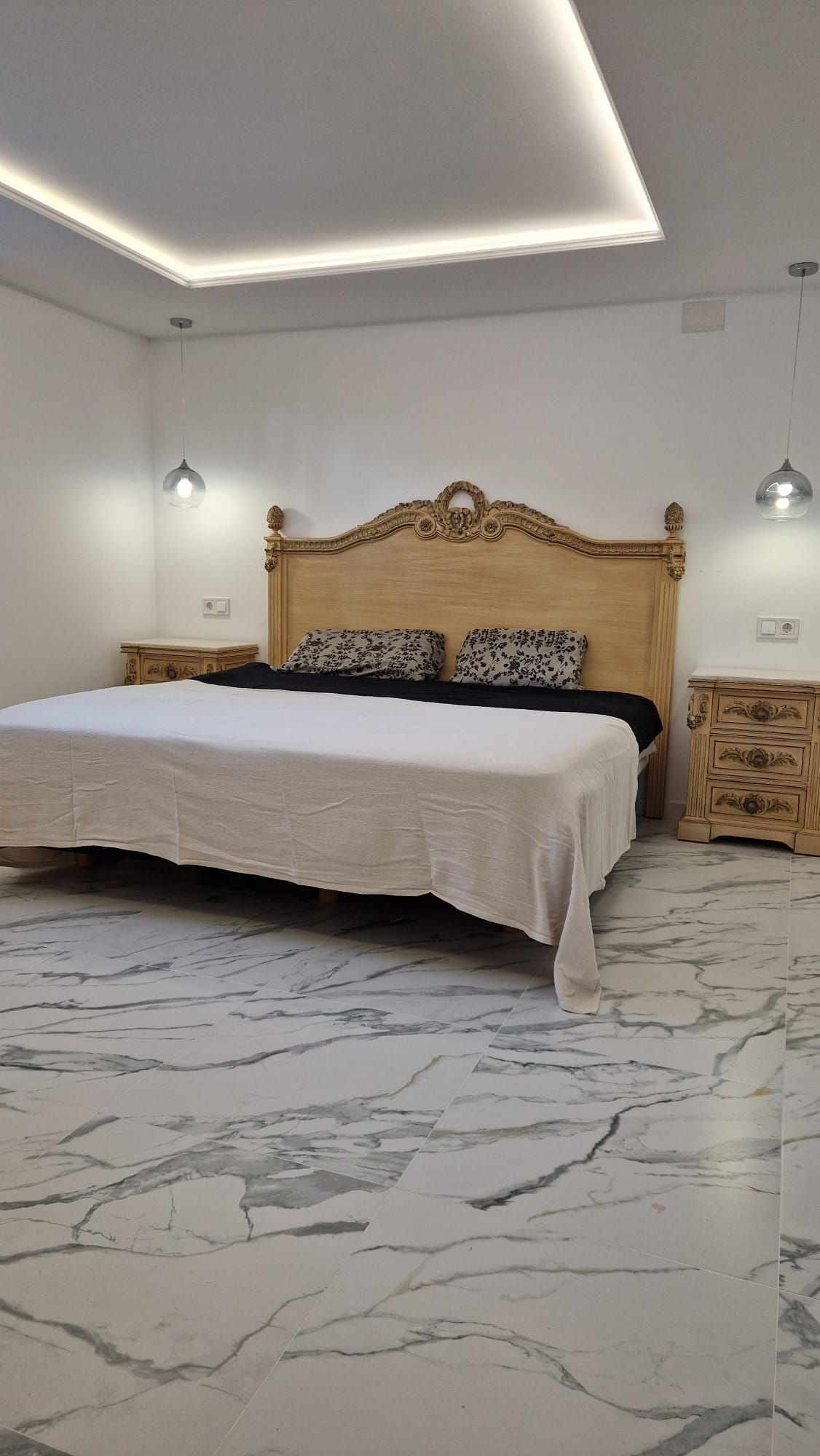RECENTLY RENOVATED CHALET VERY CLOSE TO THE SEA AND THE CENTER OF CALPE