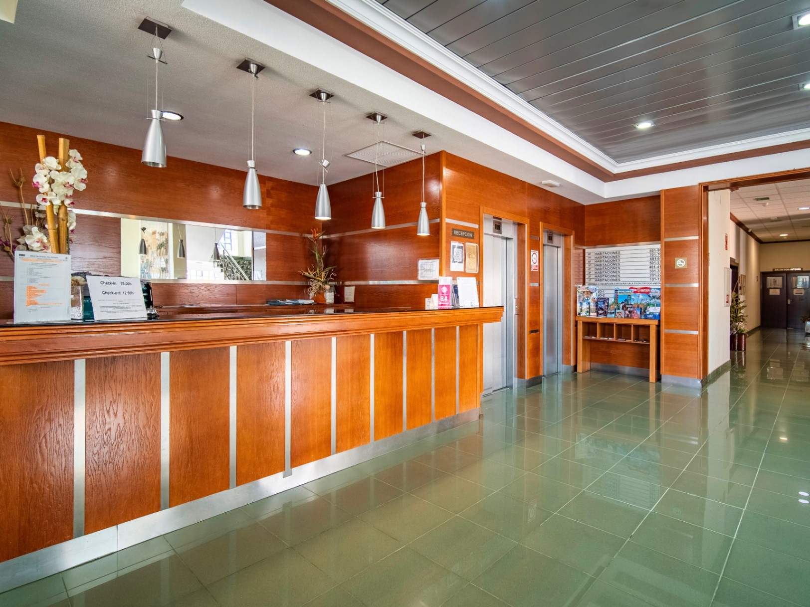 The building Hotel La Familia Gallo Rojo, located in El Campello, next to the beach.