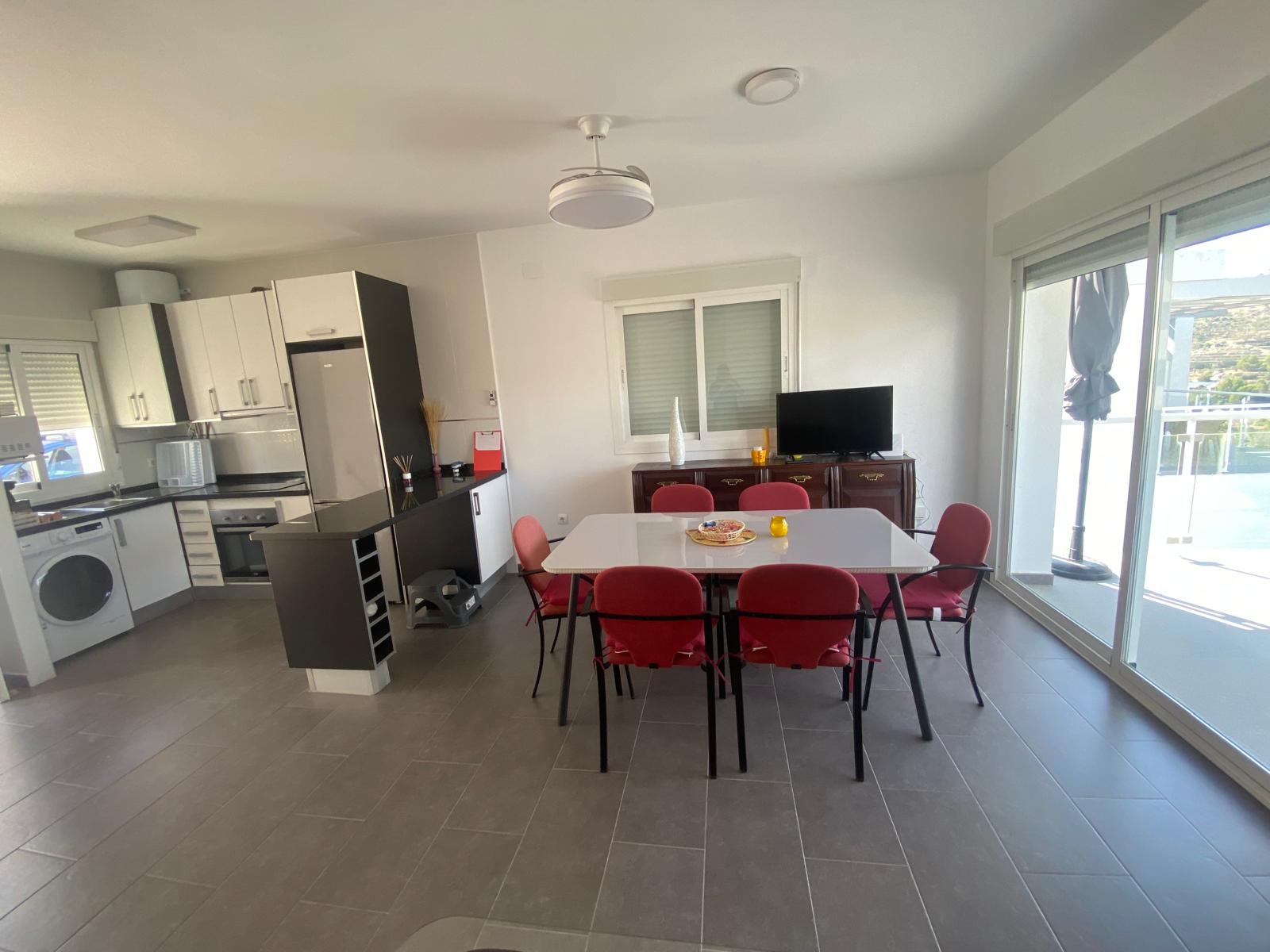 BEAUTIFUL BUNGALOW WITH MOUNTAIN VIEWS IN CALPE