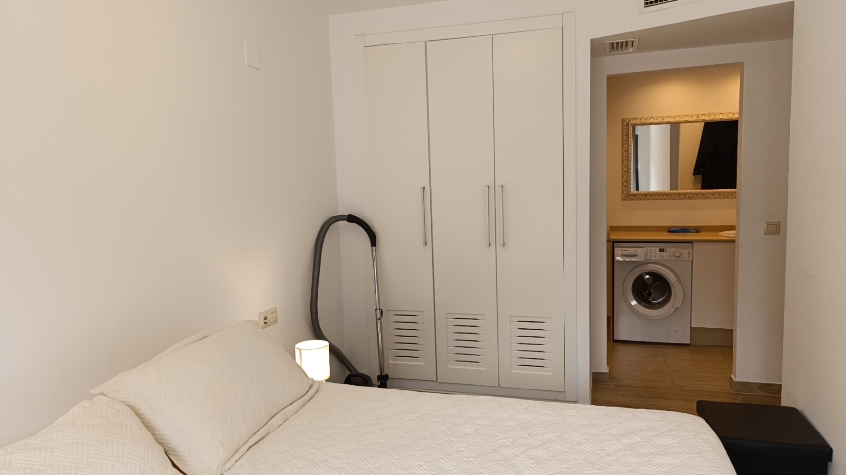 LUXURY GROUND FLOOR APARTMENT WITH OPEN VIEWS AND CLOSE TO THE SEA