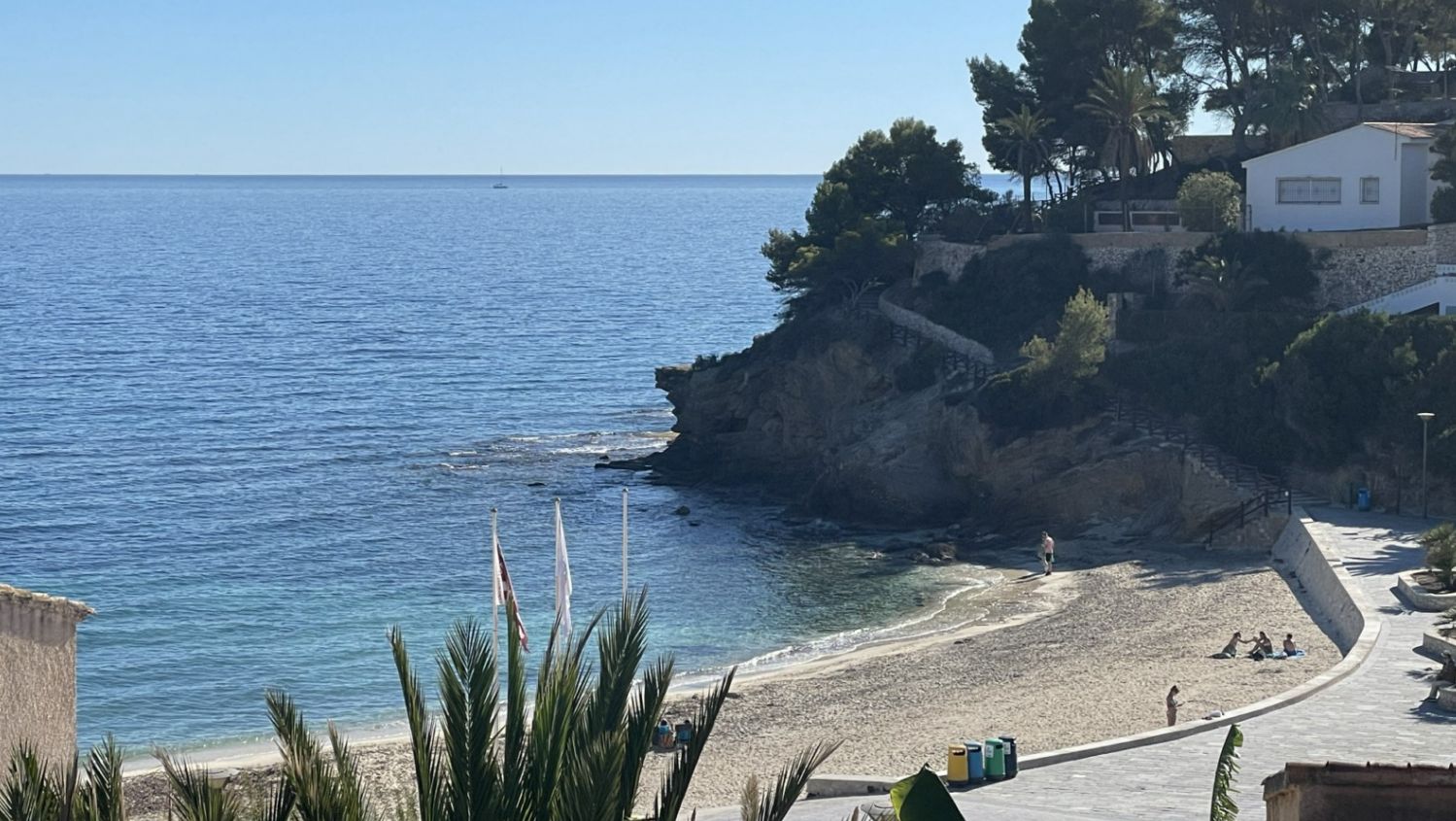 IMPRESSIVE LUXURY VILLA NEAR THE SEA WITH PANORAMIC VIEWS
