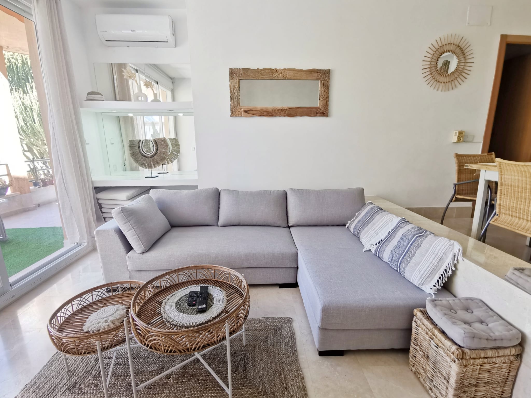 REFORBED APARTMENT ON THE FRONT LINE OF CALPE BEACH