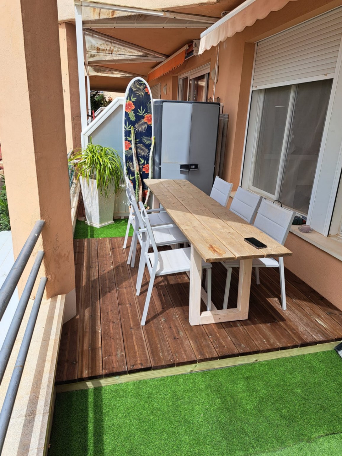 REFORBED APARTMENT ON THE FRONT LINE OF CALPE BEACH