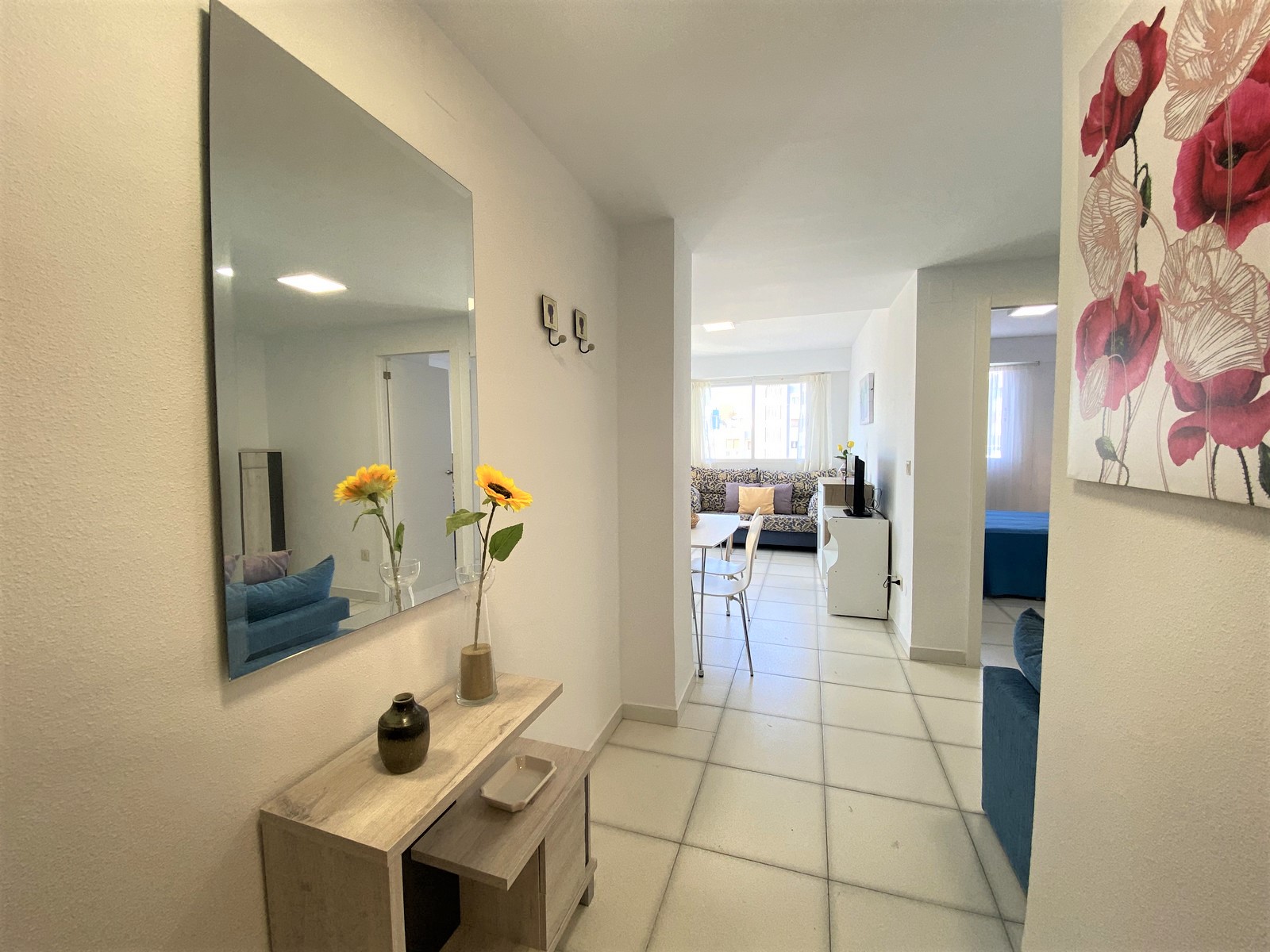 1ST LINE APARTMENT WITH PARKING AND BEAUTIFUL VIEWS IN CALPE