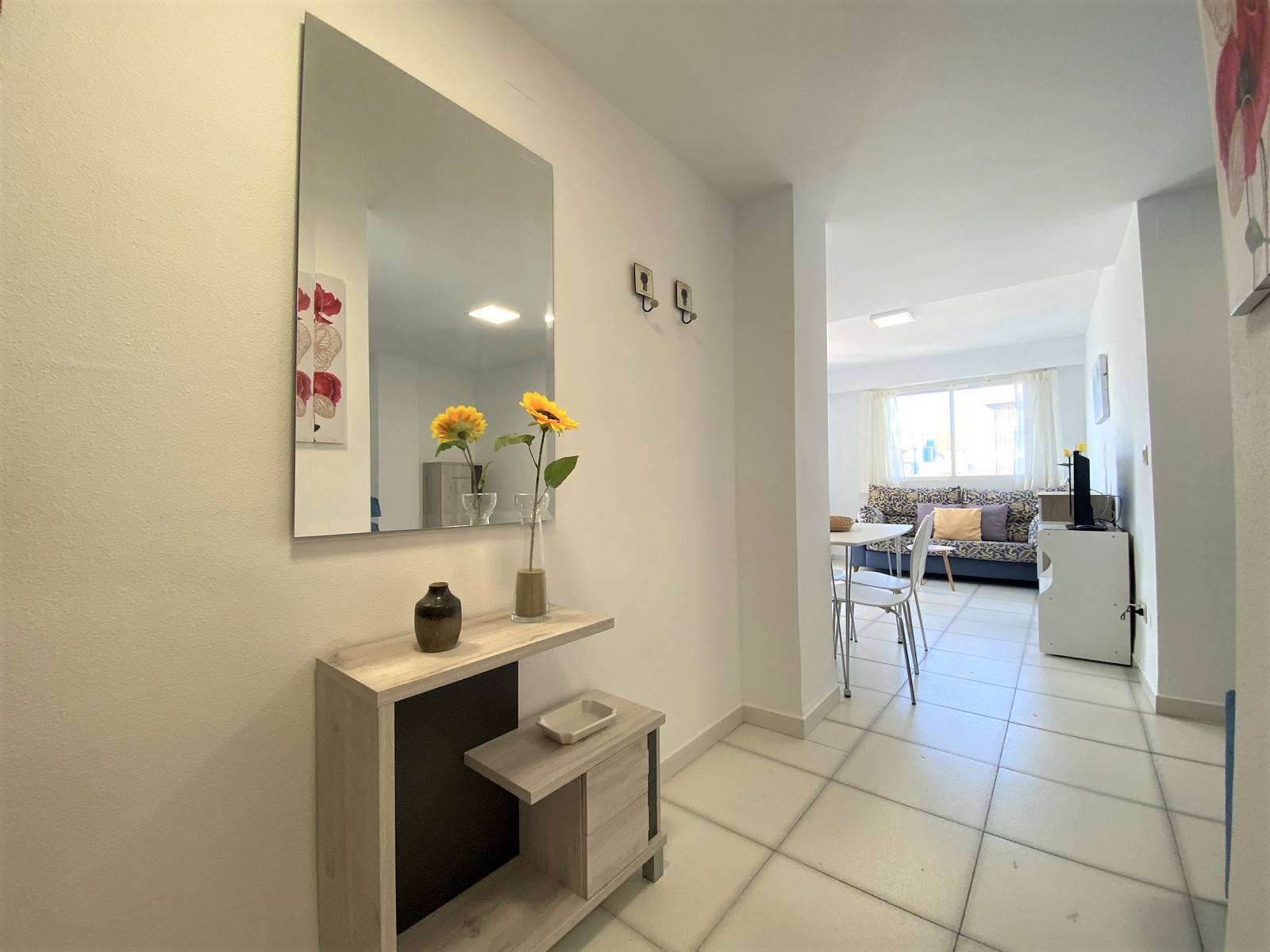 1ST LINE APARTMENT WITH PARKING AND BEAUTIFUL VIEWS IN CALPE