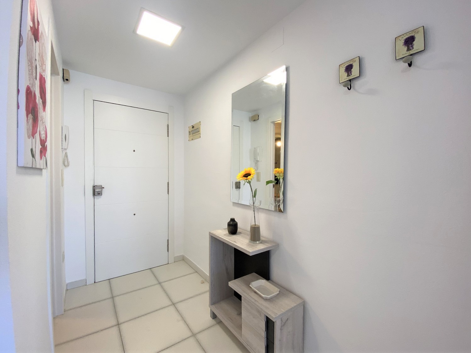 1ST LINE APARTMENT WITH PARKING AND BEAUTIFUL VIEWS IN CALPE