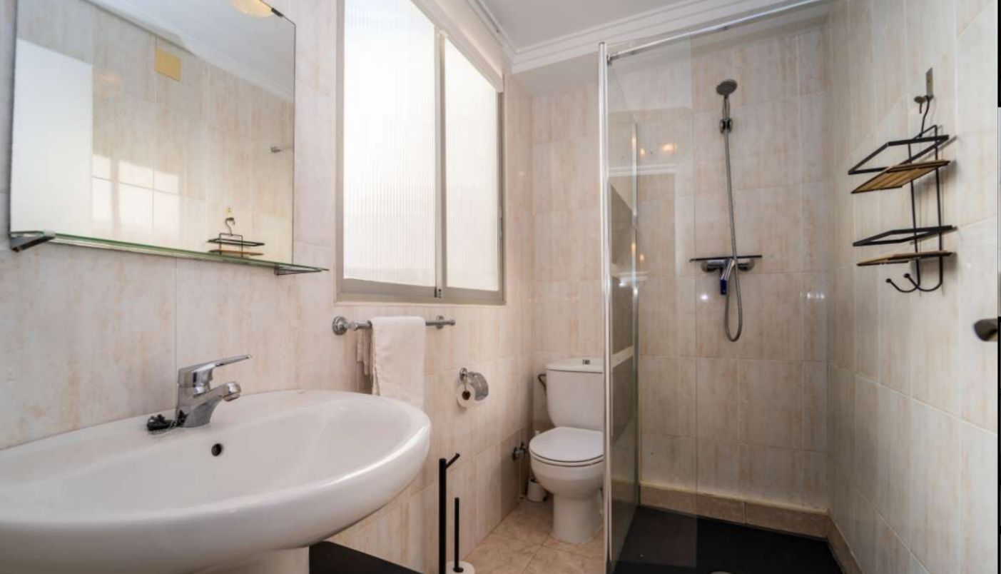 BEAUTIFUL APARTMENT ON THE FRONT LINE OF LA FOSA BEACH IN CALPE