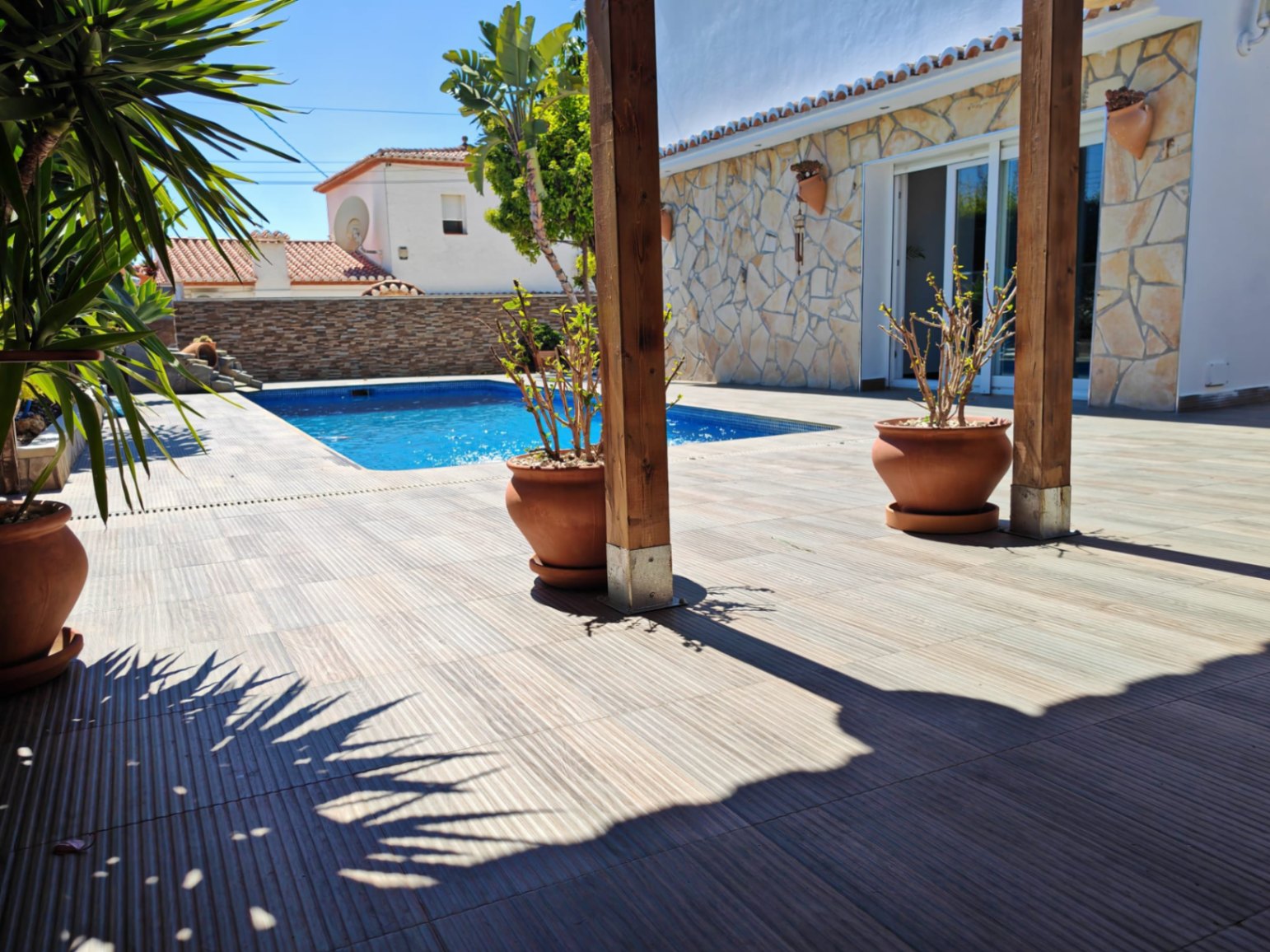 Spacious villa with private pool in Calpe (Urb. Carrio)
