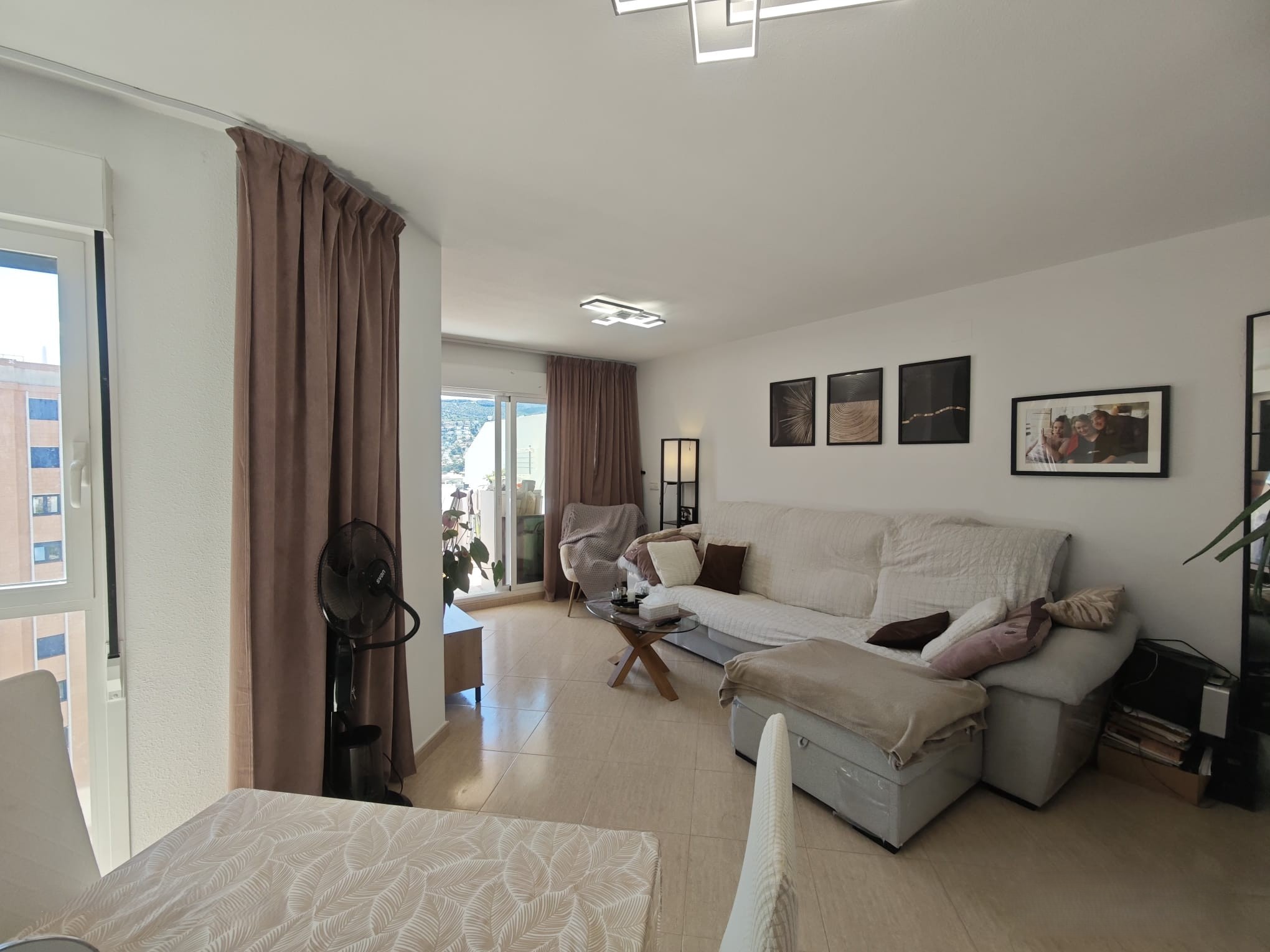 BEAUTIFUL APARTMENT WITH SEA VIEWS IN THE CENTER OF CALPE