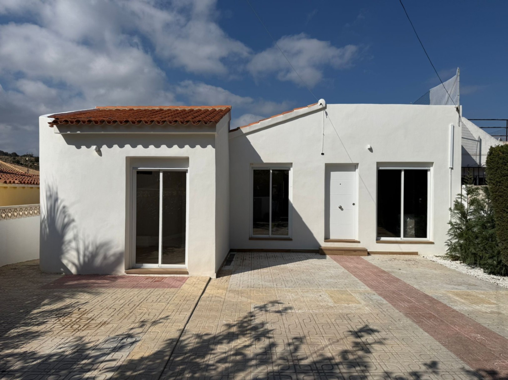 Fully renovated house in the La Nucia urbanization Nucia Park