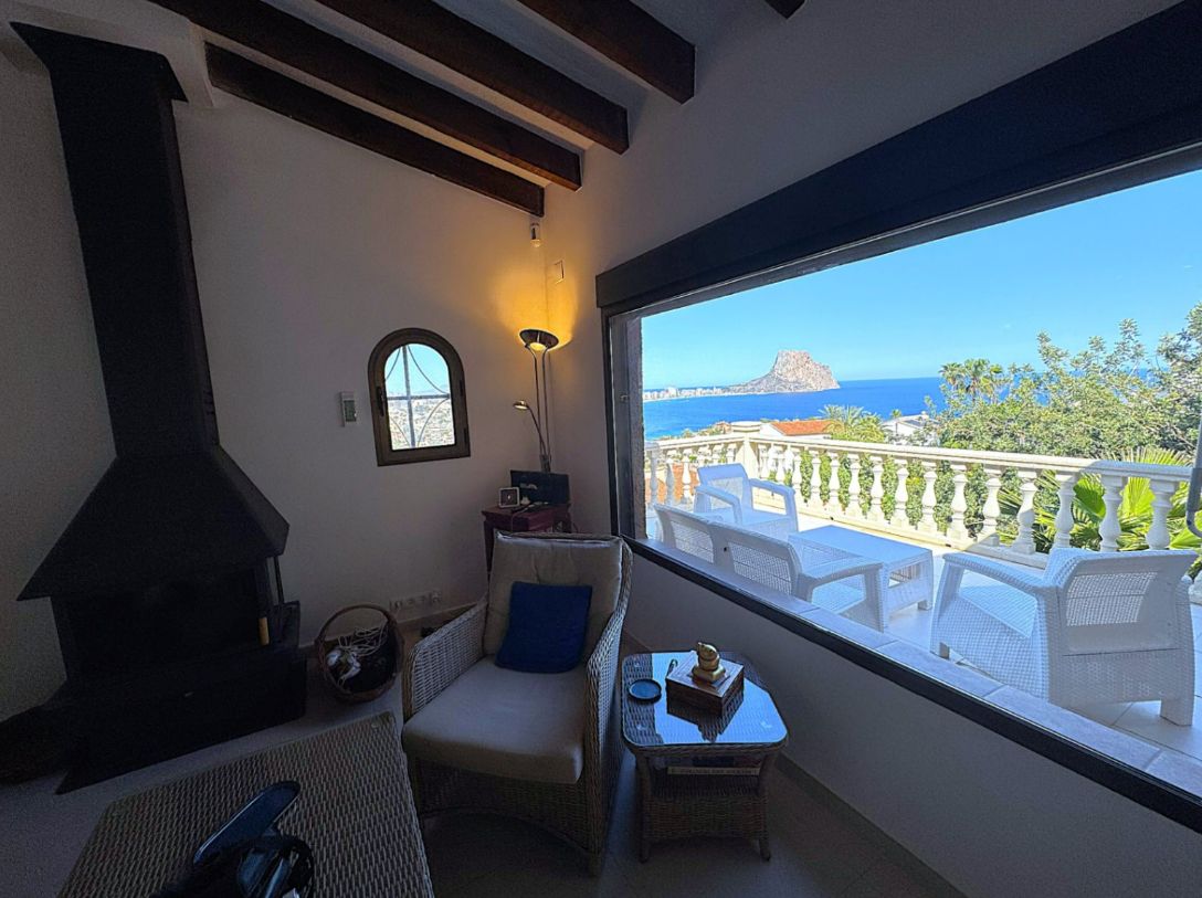 CHALET WITH BEAUTIFUL SEA VIEWS IN CALPE