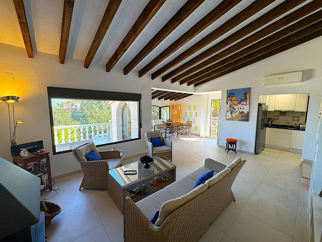 CHALET WITH BEAUTIFUL SEA VIEWS IN CALPE