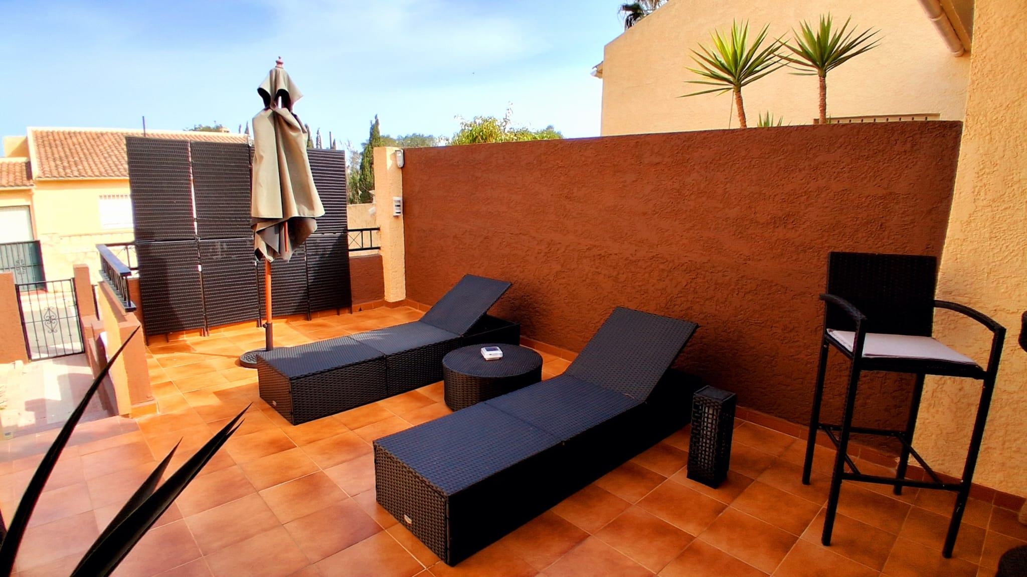 A spacious family house that is functionally divided into two apartments.