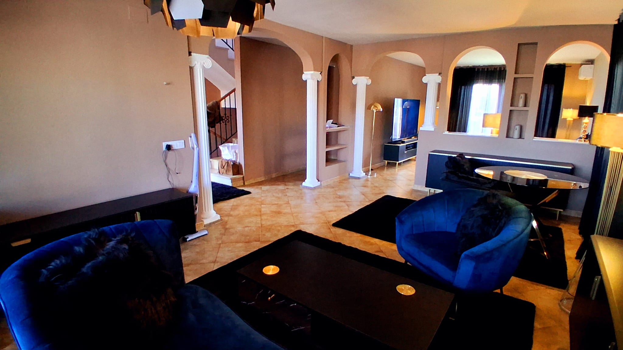 A spacious family house that is functionally divided into two apartments.