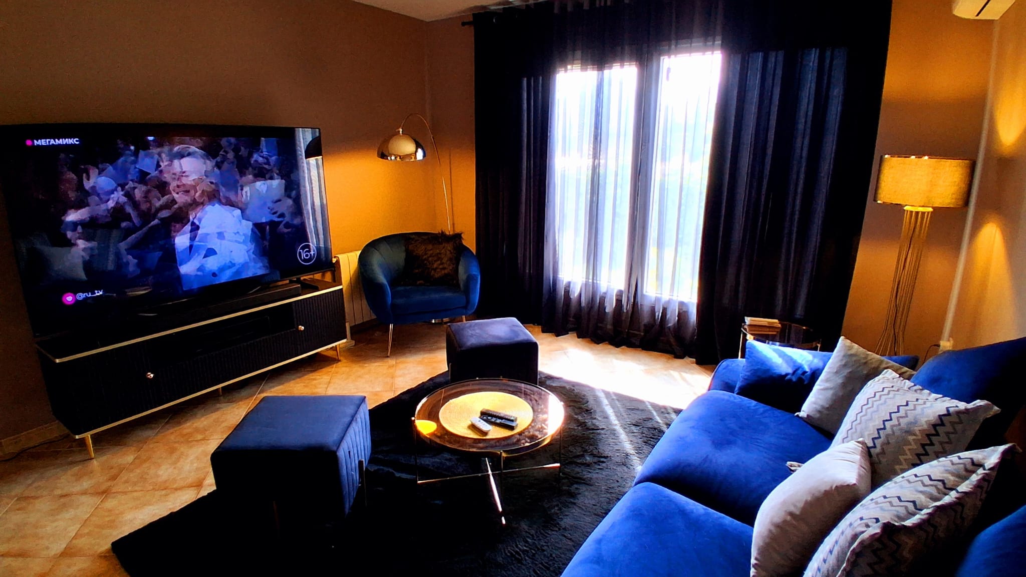 A spacious family house that is functionally divided into two apartments.