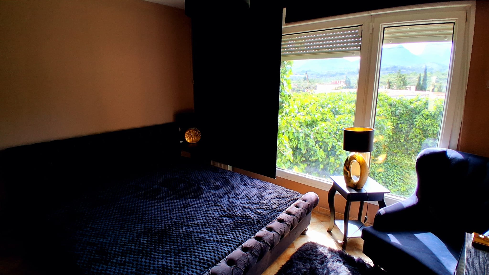 A spacious family house that is functionally divided into two apartments.