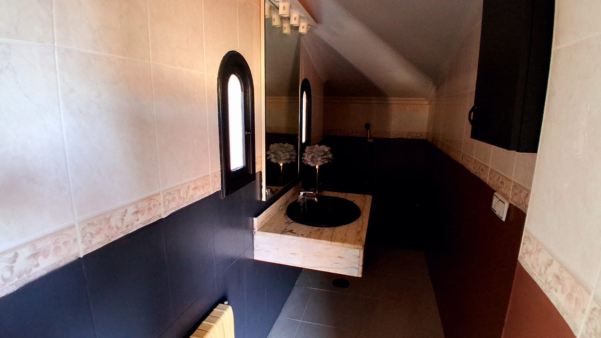 A spacious family house that is functionally divided into two apartments.