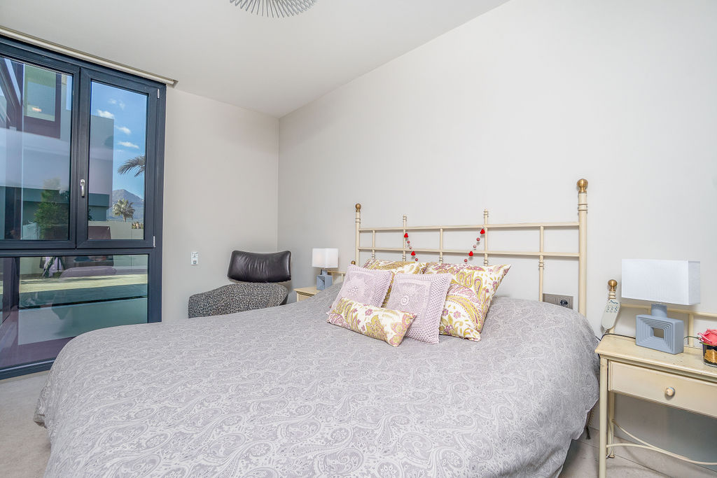 Fantastic modern luxury villa close to center Albir