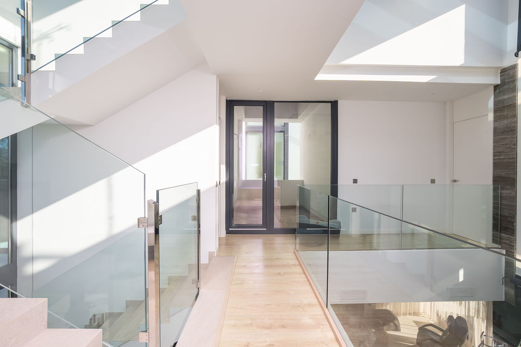Fantastic modern luxury villa close to center Albir