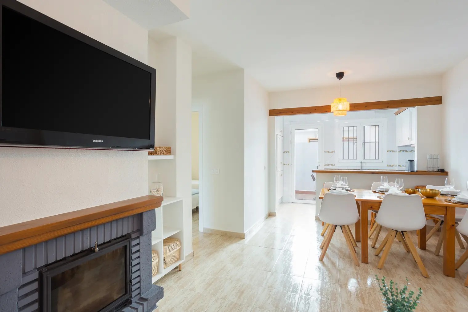 Semi-detached house in El Verger with a tourist license, near the beach.