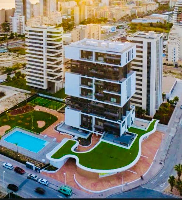 Three-bedroom apartment in Calpe, in the Sunrise Tower complex.
