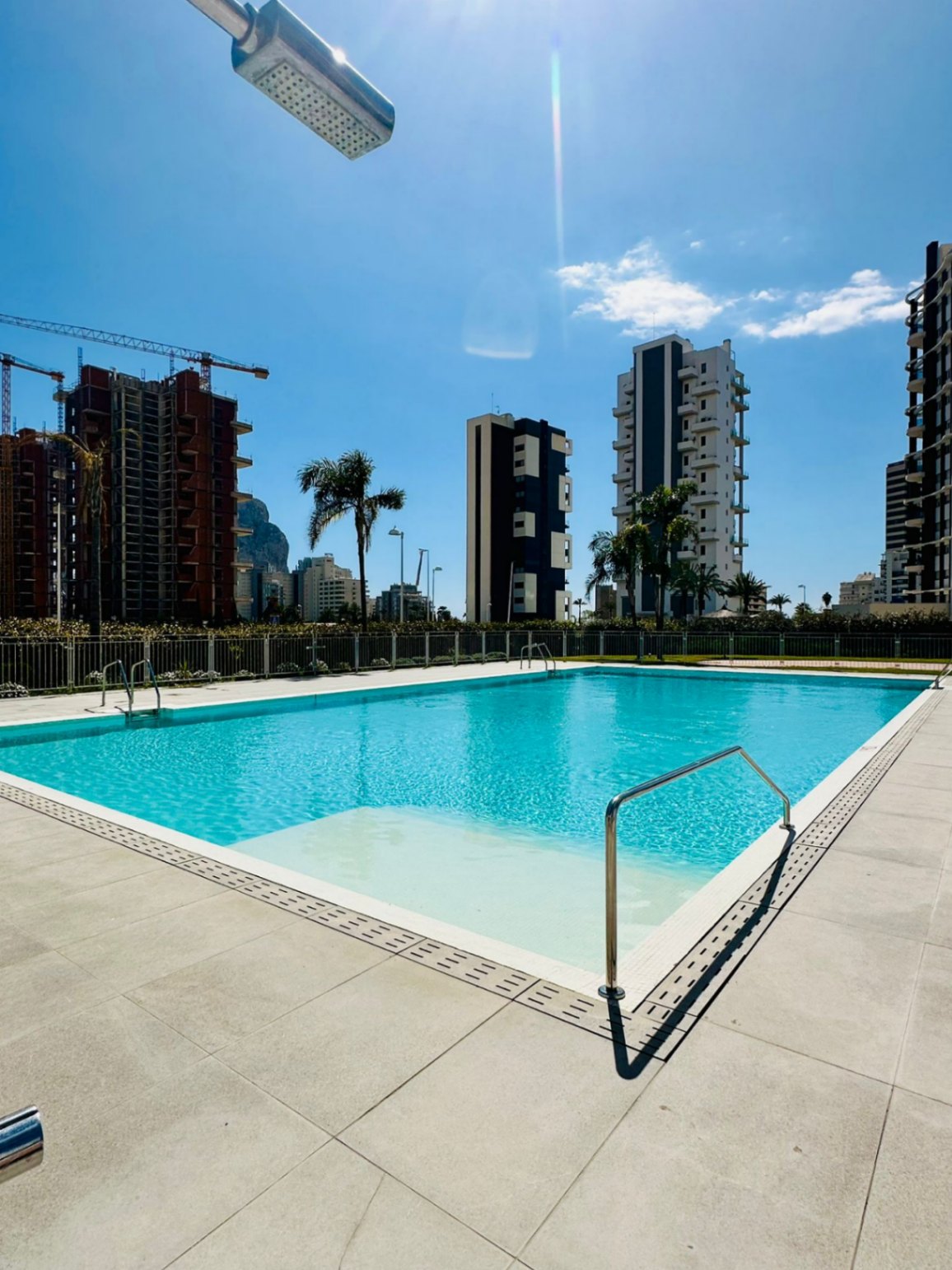 Three-bedroom apartment in Calpe, in the Sunrise Tower complex.