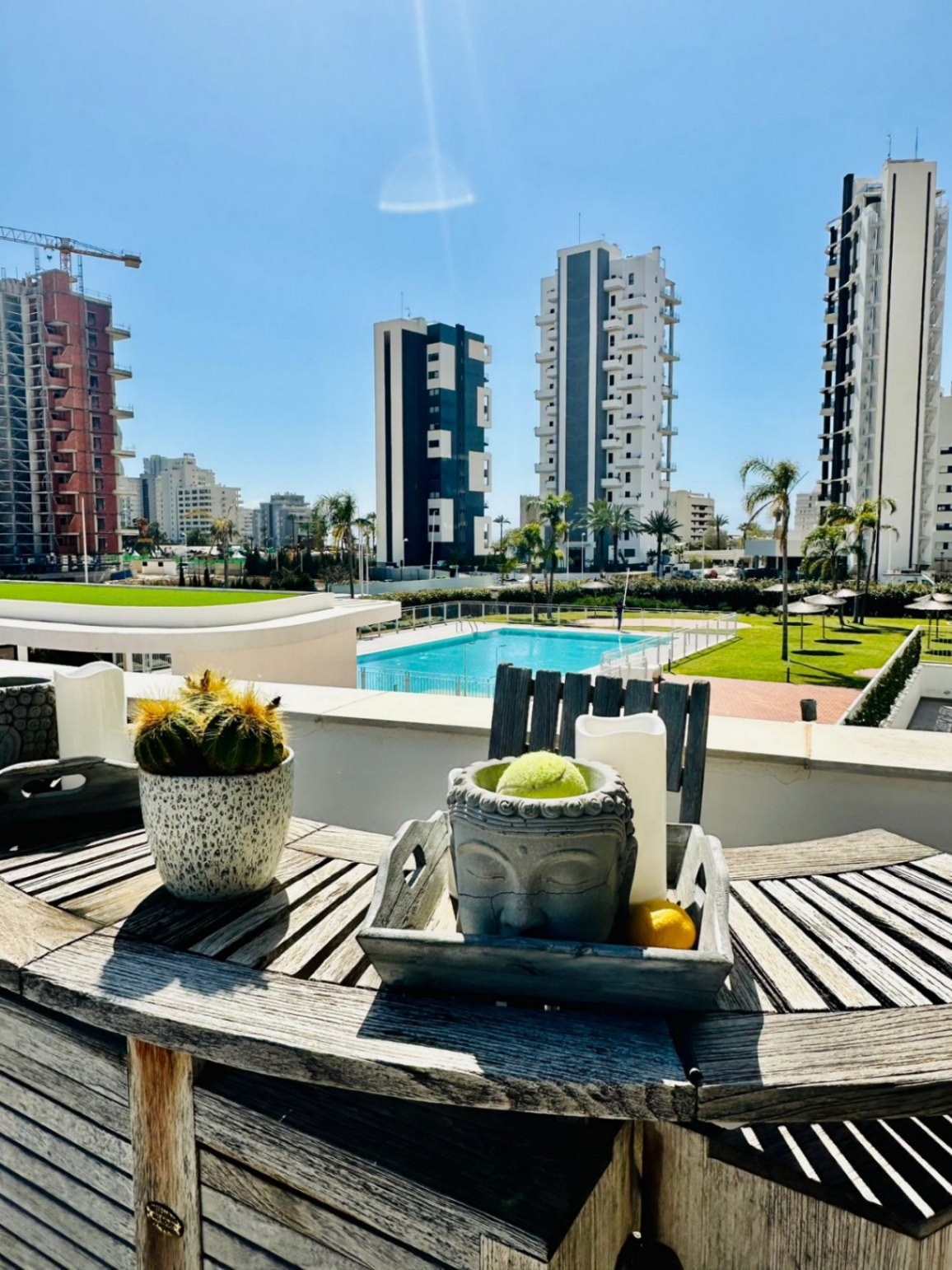 Three-bedroom apartment in Calpe, in the Sunrise Tower complex.