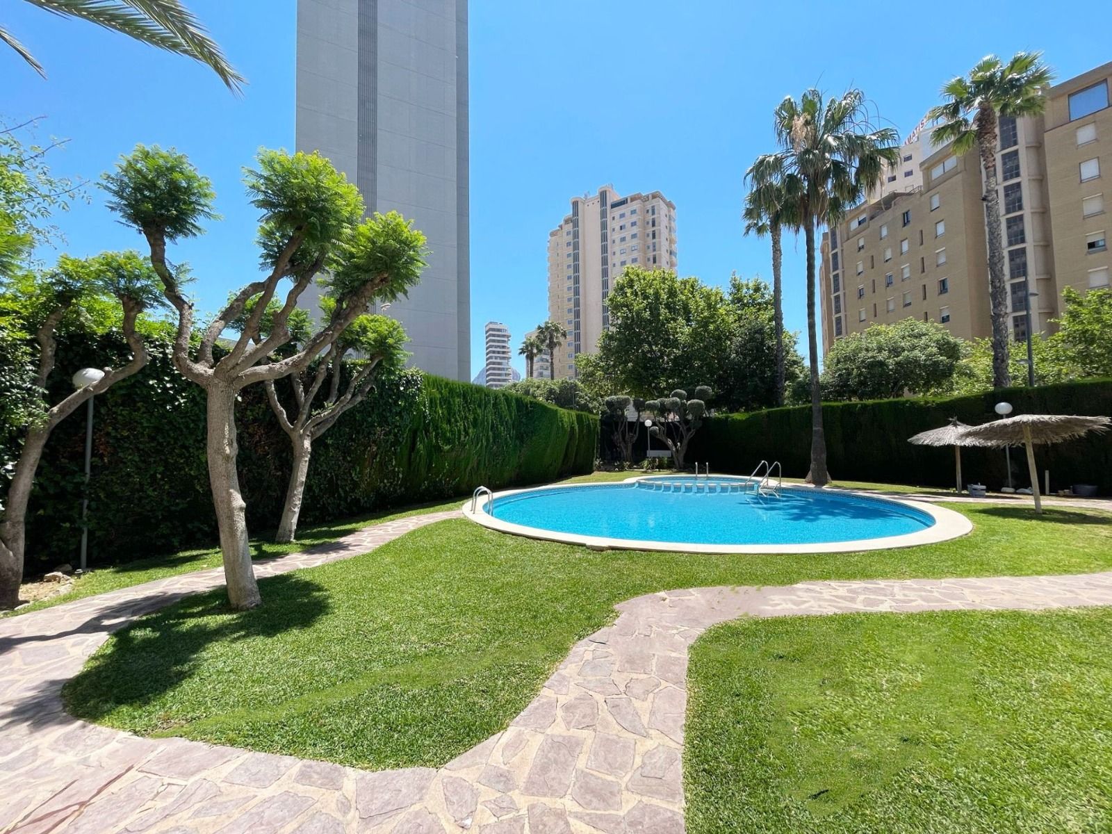 BEAUTIFUL APARTMENT 100M FROM ARENAL BEACH