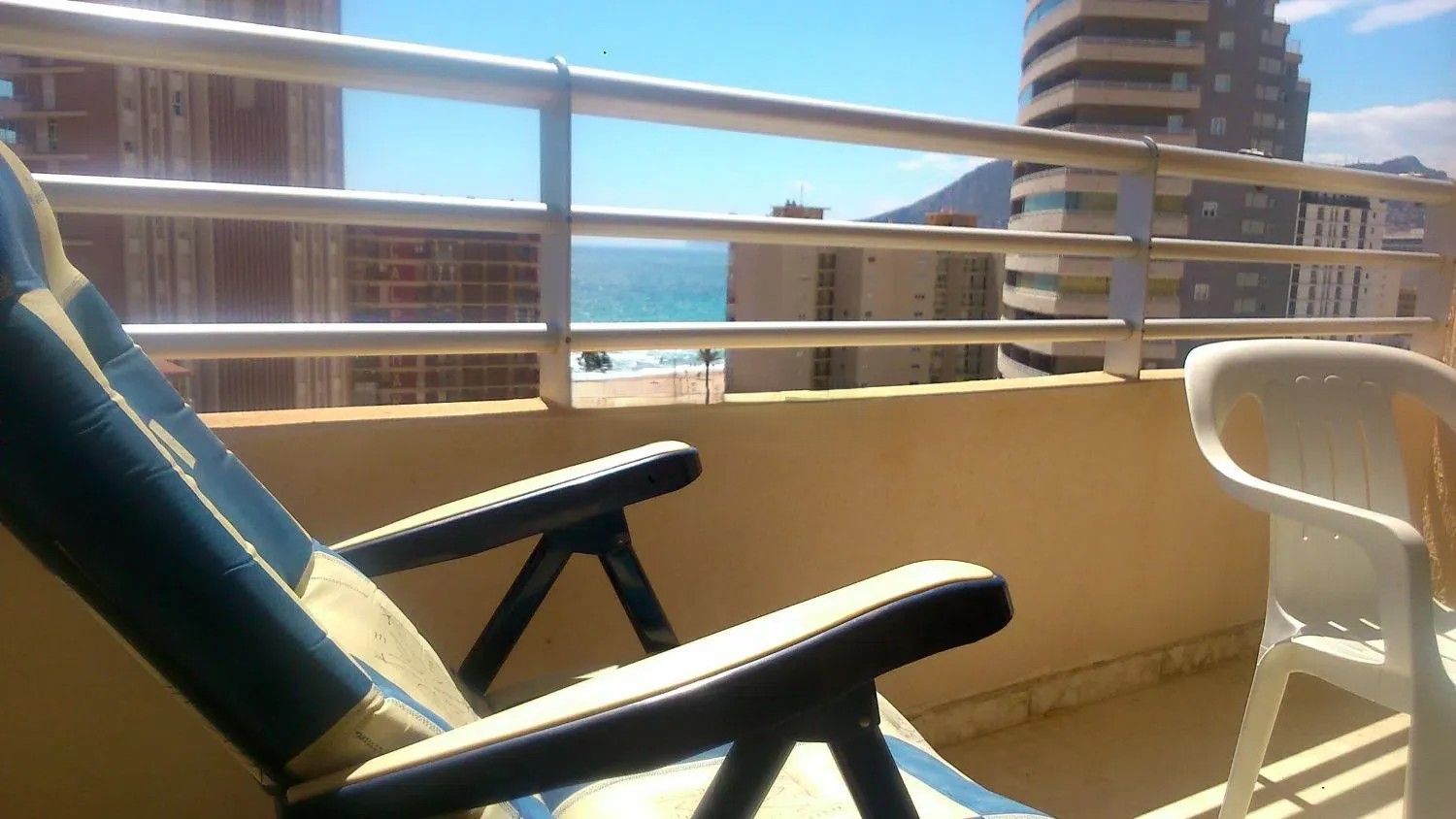 BEAUTIFUL APARTMENT 100M FROM ARENAL BEACH
