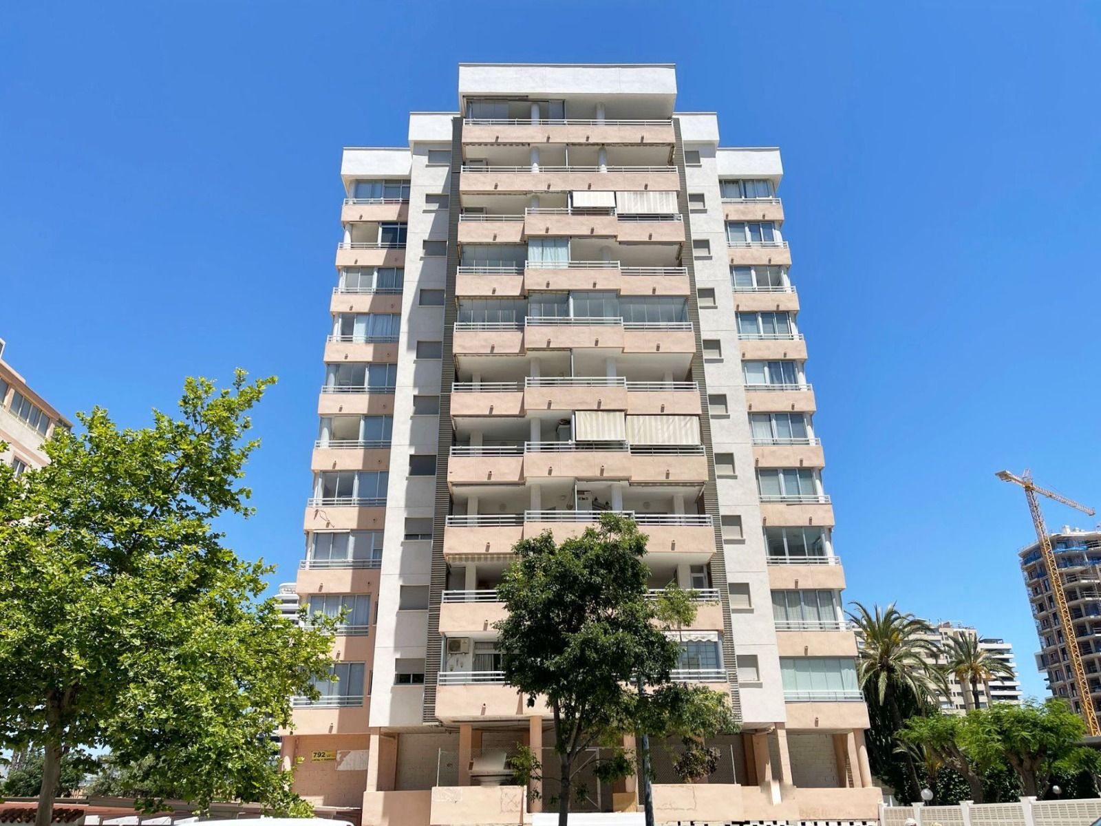 BEAUTIFUL APARTMENT 100M FROM ARENAL BEACH