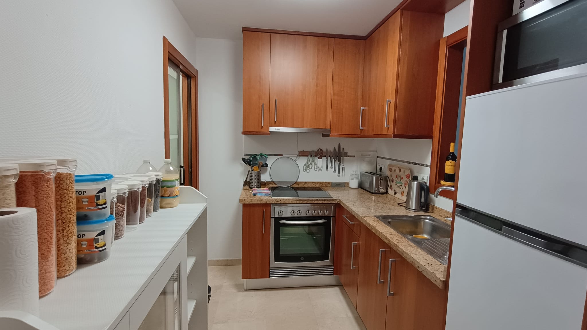 Spacious penthouse apartment in center Albir