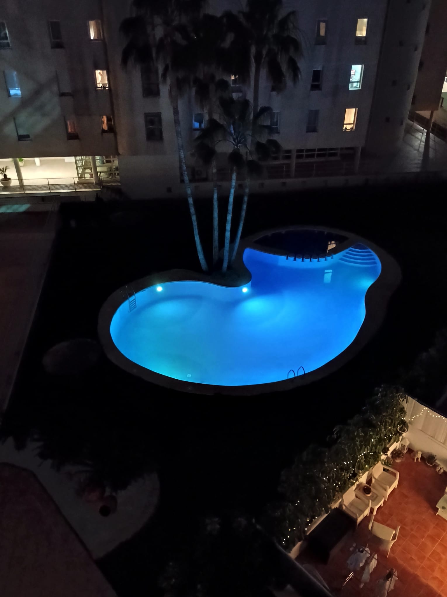Spacious penthouse apartment in center Albir