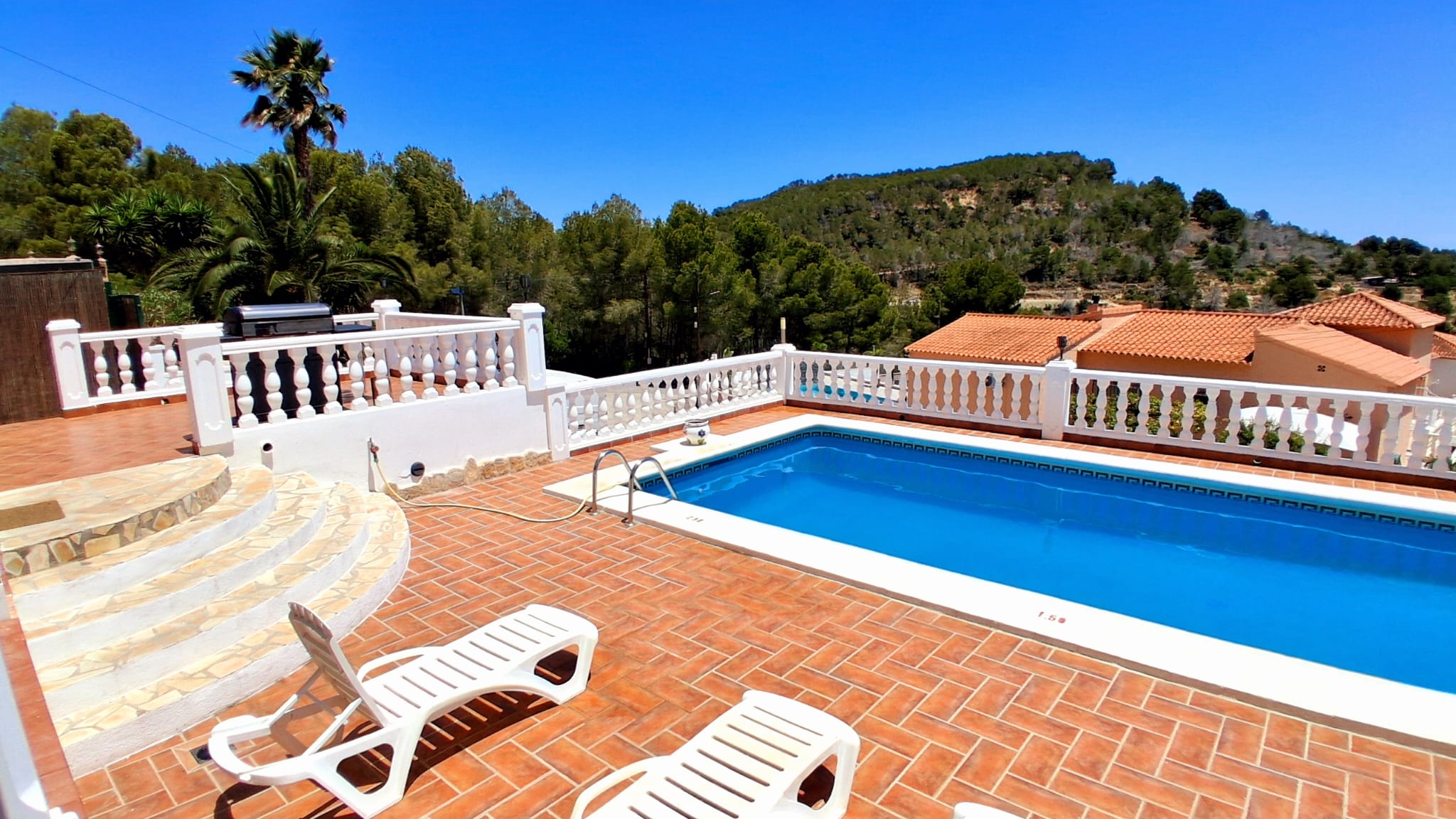 Spacious Villa in Calpe – Ideal as a Family Home or for Rental Purposes