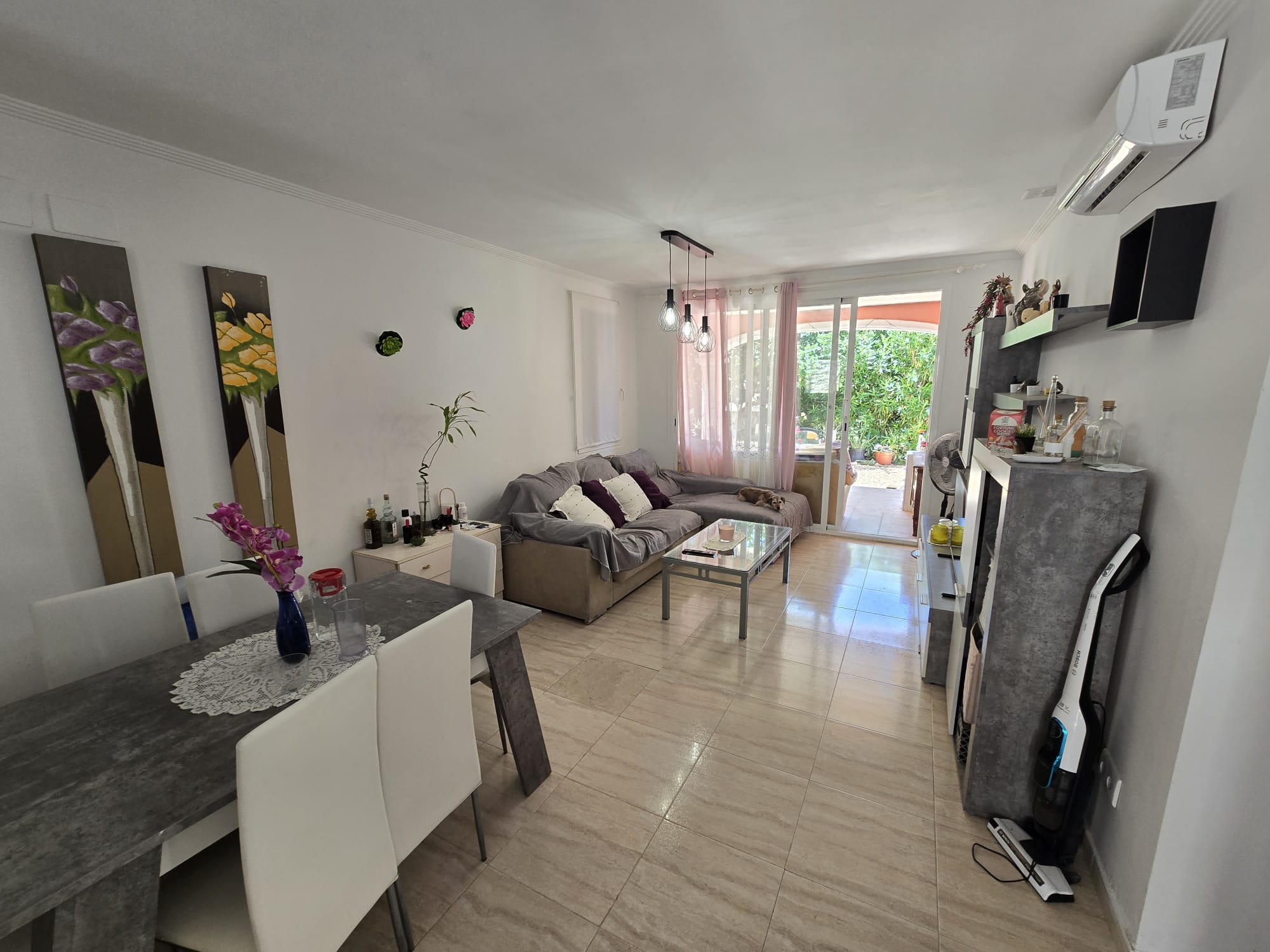 PRECIOUS BUNGALOW WITH OPEN MOUNTAIN VIEWS IN CALPE