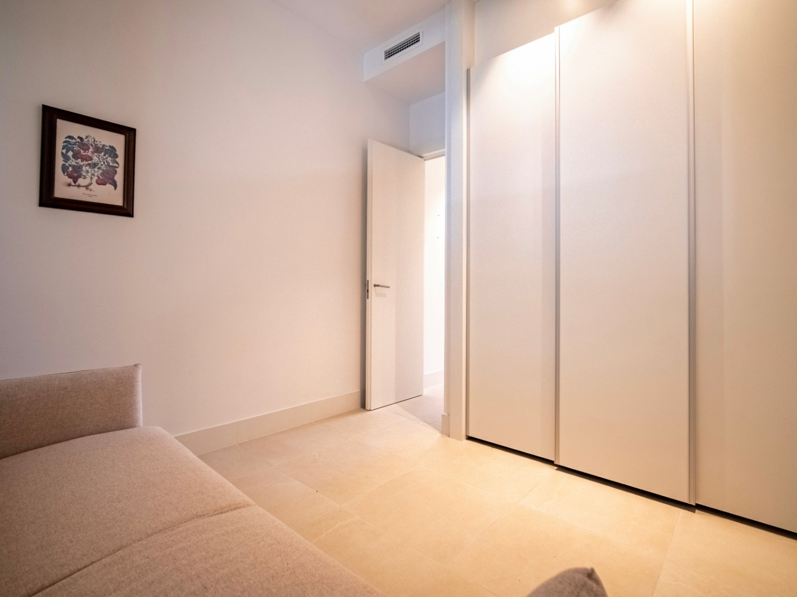 Fantastic modern groundfloor apartment