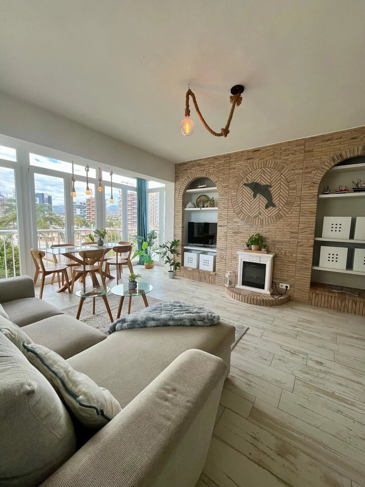 Beautiful 3-bedroom apartment in Calpe, 20 meters from the sea.