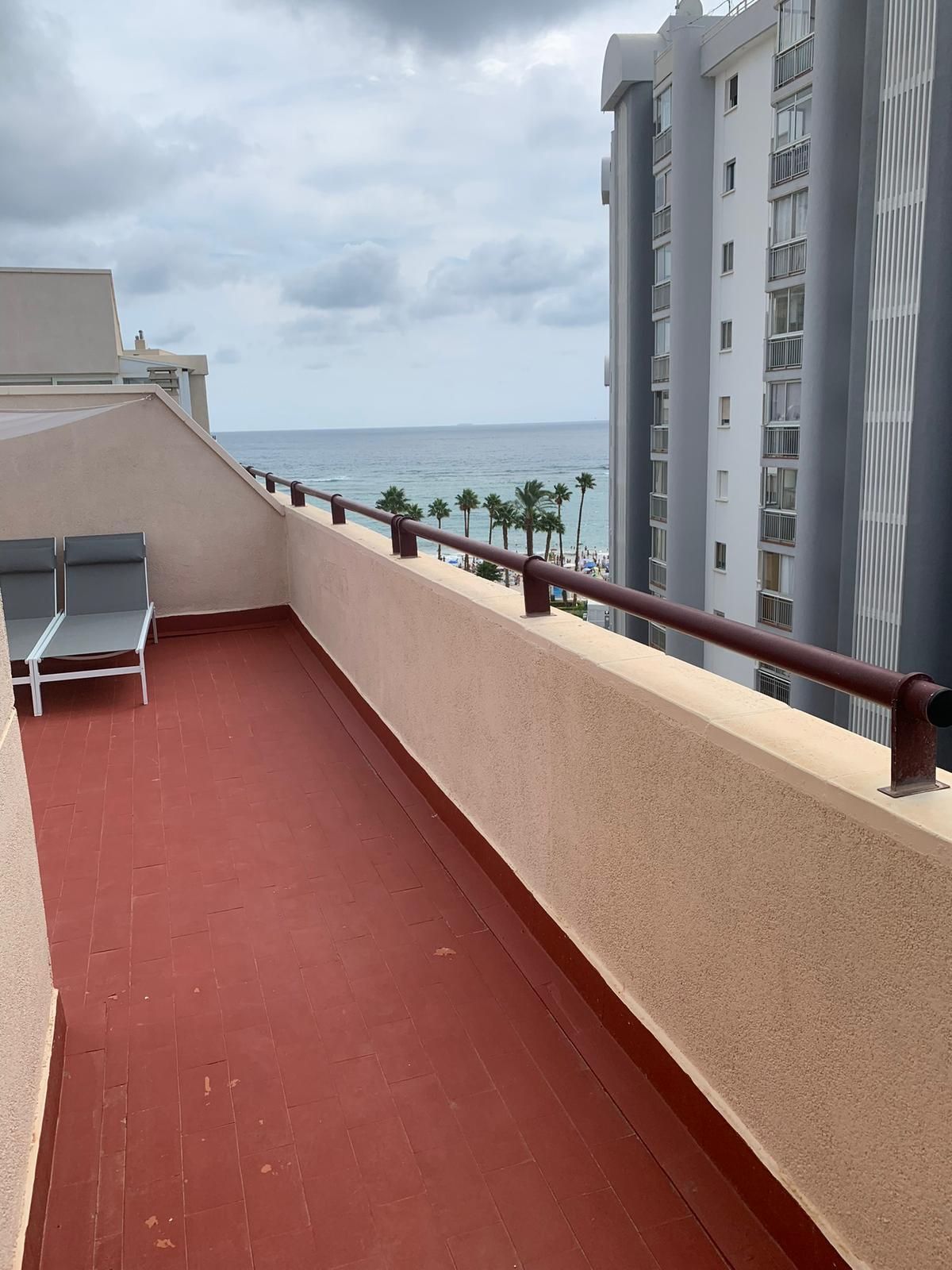 BEAUTIFUL DUPLEX PENTHOUSE IN FIRST LINE OF THE SEA IN CALPE