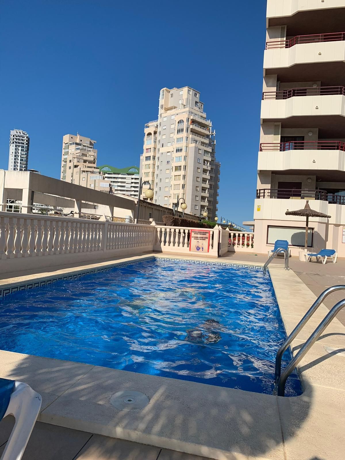 BEAUTIFUL DUPLEX PENTHOUSE IN FIRST LINE OF THE SEA IN CALPE