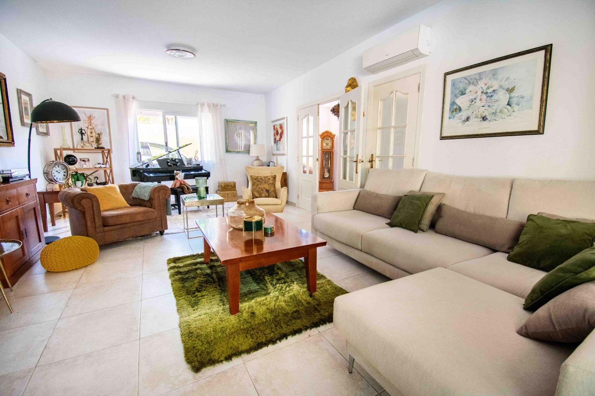 Fantastic spacious house