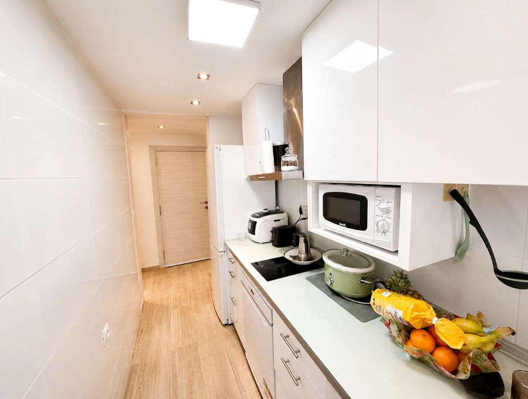 RENOVATED APARTMENT 200M FROM ARENAL BEACH IN CALPE