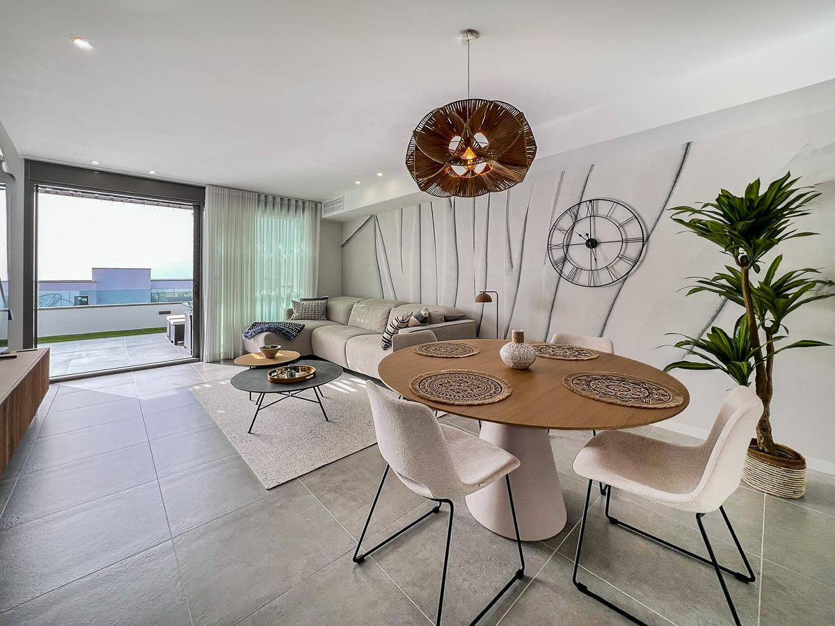 Modern Apartment in a Prestigious Residential Community
