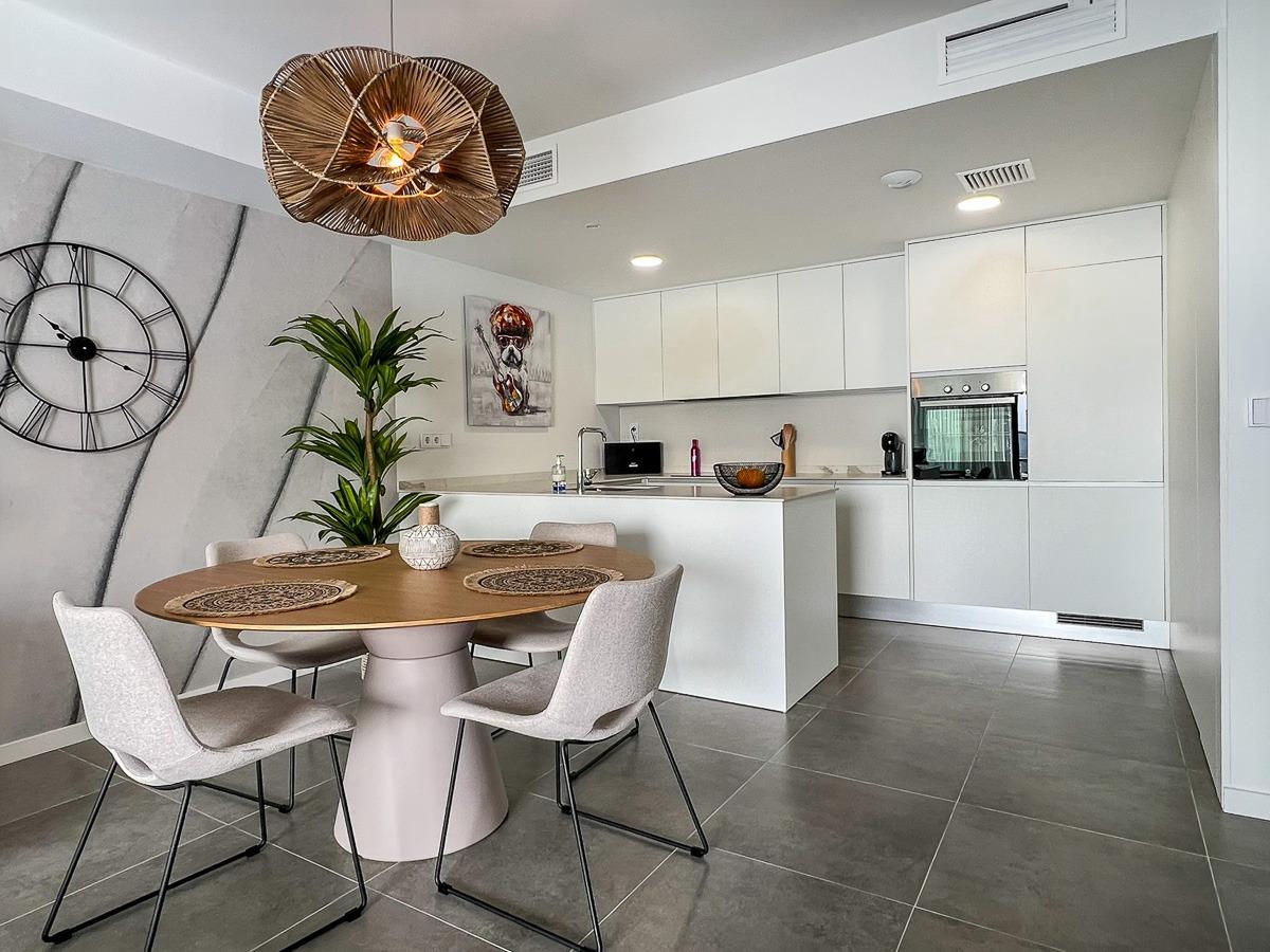 Modern Apartment in a Prestigious Residential Community