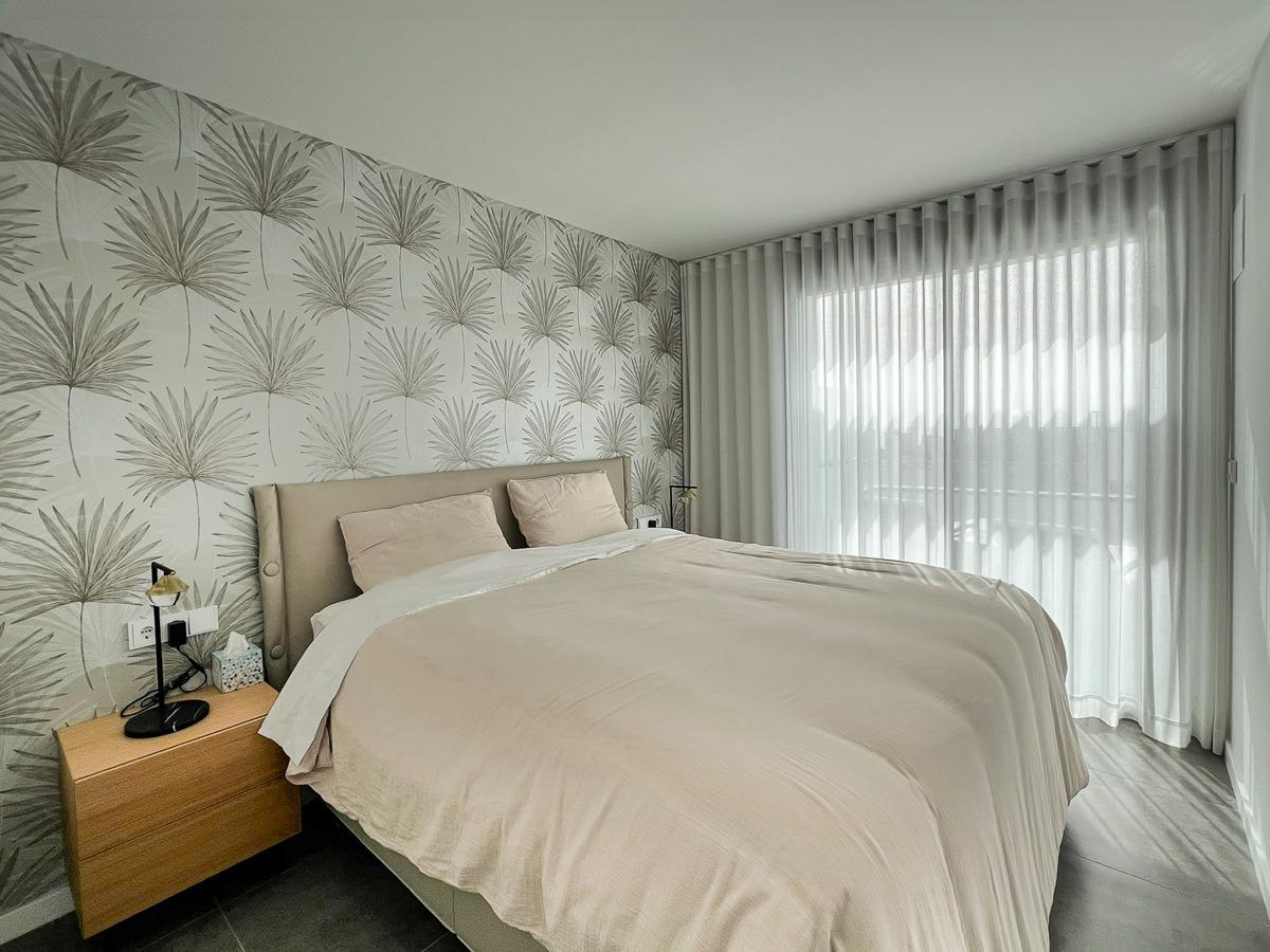 Modern Apartment in a Prestigious Residential Community