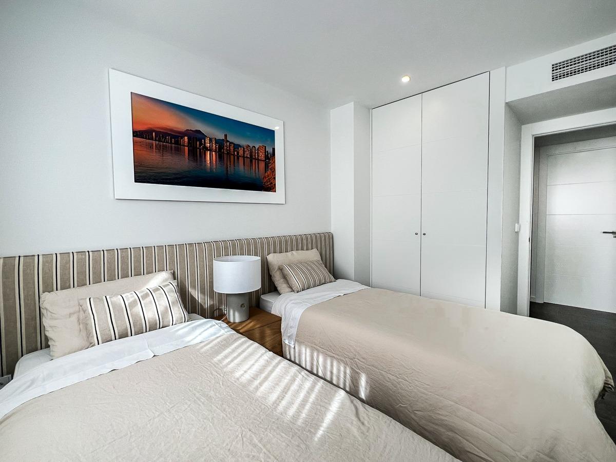 Modern Apartment in a Prestigious Residential Community