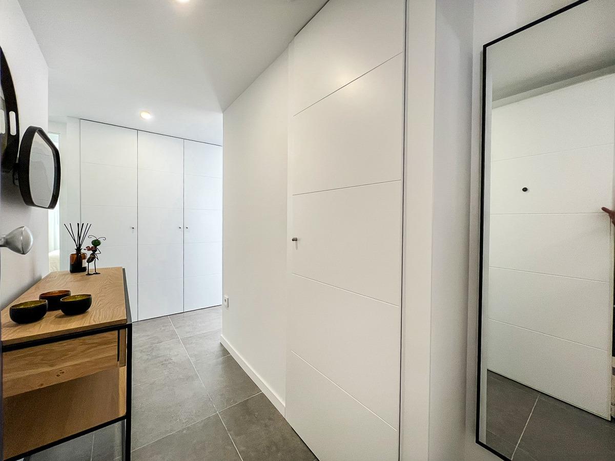 Modern Apartment in a Prestigious Residential Community