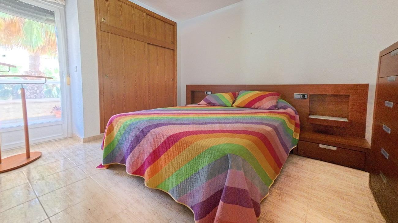 Nice south facing corner apartment with big terrace